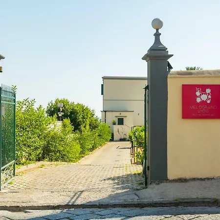 Melograno Undici Lägenhetshotell