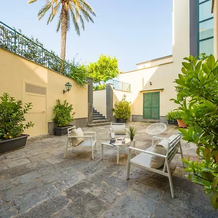 Melograno Undici Aparthotel *