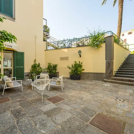 Aparthotel Melograno Undici Ercolano